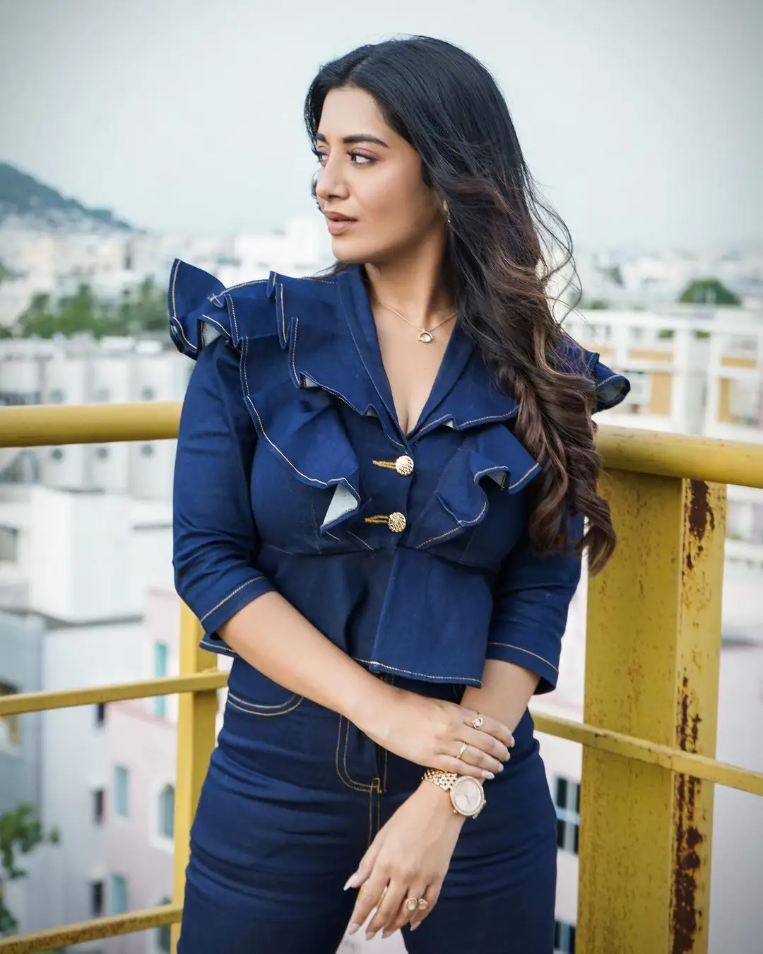 Tollywood Actress Rashi Singh Stills in Blue Coat Pant